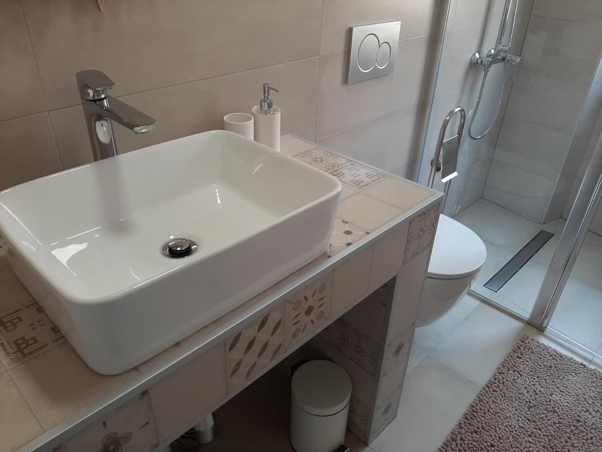 Apartment Lino - city center Rovigno Esterno foto